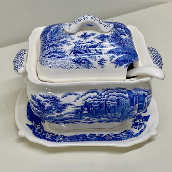 Vintage Robinson Clay Products Transferware Lidded Tureen with Ladle - Picture 11 of 14